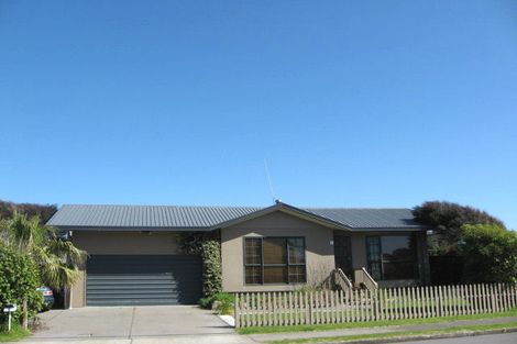 Photo of property in 2 Captains Cove, Coastlands, Whakatane, 3120