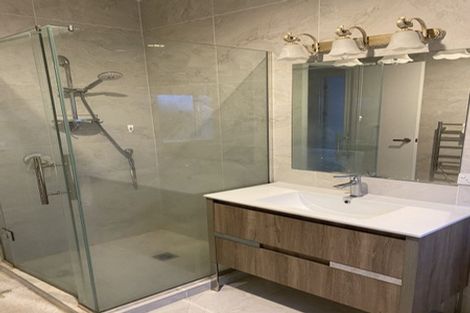 Photo of property in 10 Carrickdawson Drive, Flat Bush, Auckland, 2019