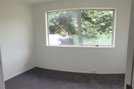 Photo of property in 32 Becker Drive, Weymouth, Auckland, 2103
