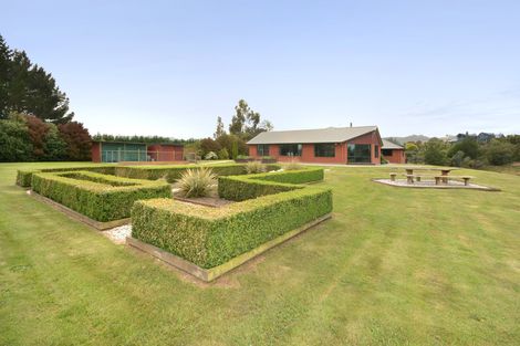 Photo of property in 17 Wavy Knowes Drive, Waldronville, Dunedin, 9018