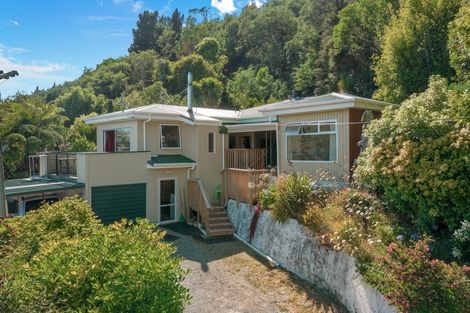 Photo of property in 20 Suffolk Street, Picton, 7220