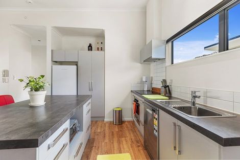 Photo of property in 8/123 The Parade, Island Bay, Wellington, 6023