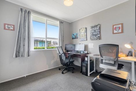 Photo of property in 34 Cramond Drive, Mangere East, Auckland, 2024