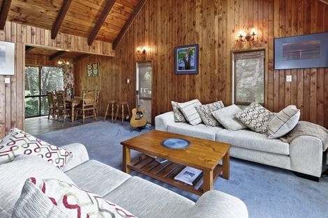 Photo of property in 22 Phillip Avenue, Glen Eden, Auckland, 0602