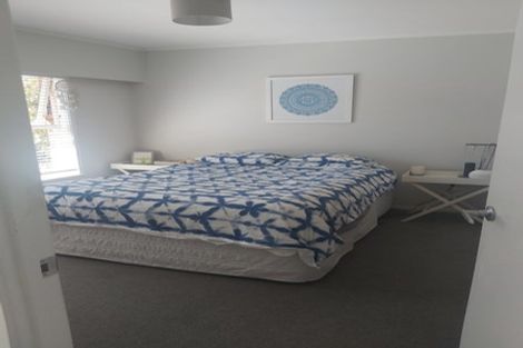 Photo of property in 2/766 Beach Road, Browns Bay, Auckland, 0630