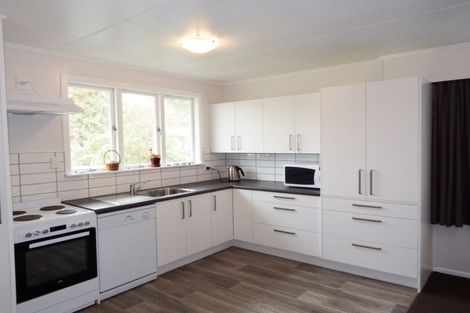 Photo of property in 1 Oaklea Avenue, Marton, 4710