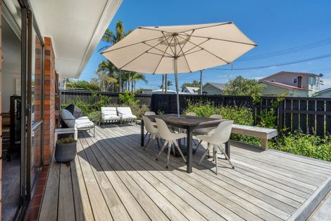 Photo of property in 24b Regina Street, Westmere, Auckland, 1022