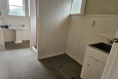 Photo of property in 96 Manawapou Road, Hawera, 4610