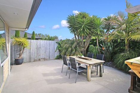 Photo of property in 4 Oakwood Way, Papamoa Beach, Papamoa, 3118