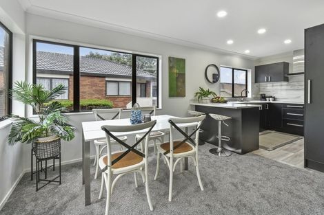 Photo of property in 2/10 Ridge Road, Howick, Auckland, 2014