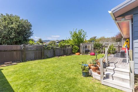 Photo of property in 13 Rauparaha Street, Waikanae Beach, Waikanae, 5036