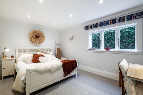 Photo of property in 109 Vauxhall Road, Narrow Neck, Auckland, 0624