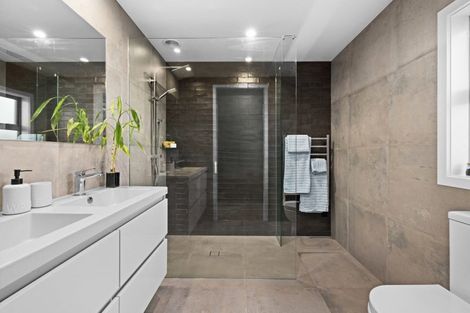 Photo of property in 42 Arbuckle Road, Frimley, Hastings, 4120