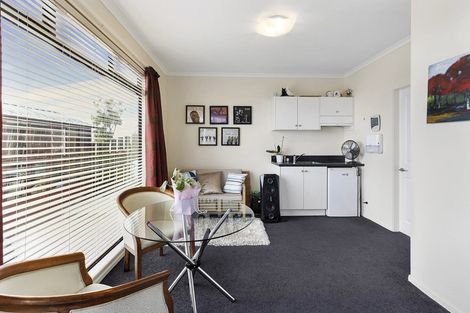 Photo of property in 3 View Road, Houghton Bay, Wellington, 6023