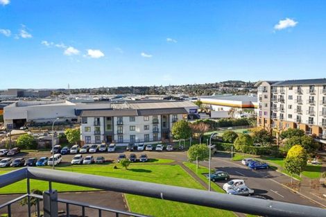 Photo of property in 6l/17 Crown Lynn Place, New Lynn, Auckland, 0600