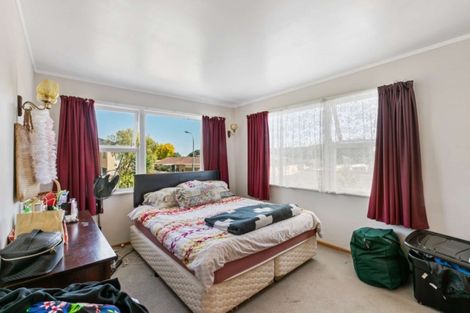 Photo of property in 11 Domain Road, Weymouth, Auckland, 2103