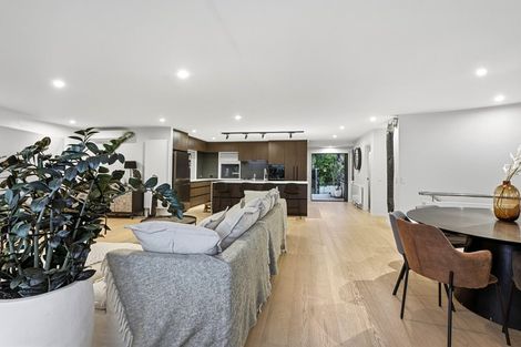 Photo of property in 22a Eastcliffe Road, Castor Bay, Auckland, 0620