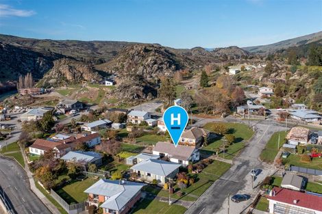 Photo of property in 6 Ancrum Street, Roxburgh, 9500