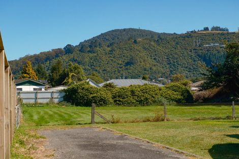 Photo of property in 8c Kouma Place, Fairy Springs, Rotorua, 3015