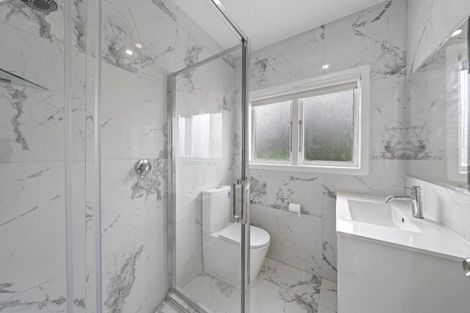 Photo of property in 21 Miller Road, Mangere Bridge, Auckland, 2022