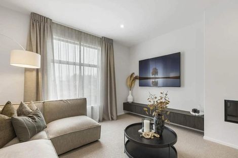 Photo of property in 21 Kereru Rise, Papakura, 2110