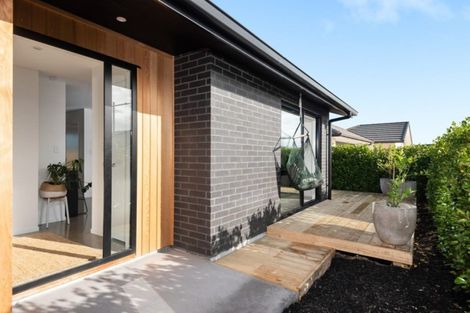 Photo of property in 64 Dunkeld Drive, Papamoa, 3118