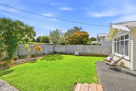 Photo of property in 22 Mason Terrace, Gonville, Whanganui, 4501
