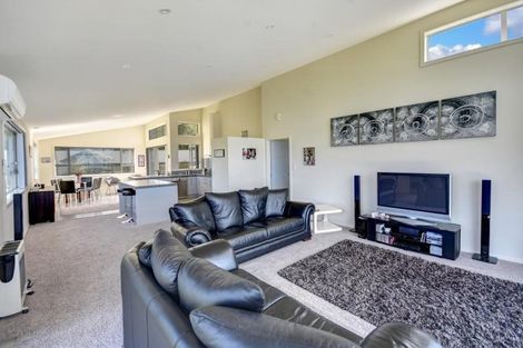 Photo of property in 10 Trecastell Street, Brighton, Dunedin, 9035