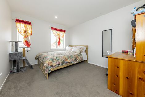 Photo of property in 9 Riroriro Close, Papakura, 2110