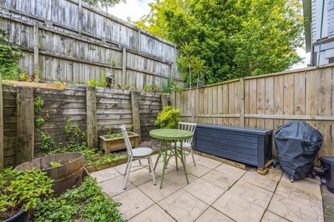 Photo of property in The Grange, 10/92 Bush Road, Albany, Auckland, 0632