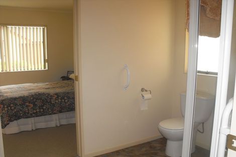 Photo of property in Orange Grove Village, 58/22 Pyes Pa Road, Pyes Pa, Tauranga, 3112