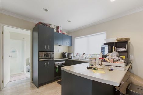 Photo of property in 42 Tiraumea Drive, Pakuranga, Auckland, 2010