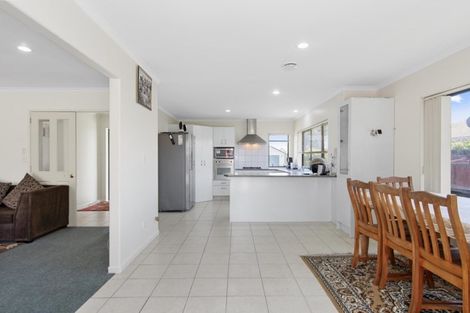 Photo of property in 11 Madeleine Terrace, Papamoa Beach, Papamoa, 3118