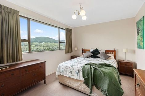 Photo of property in 35 Fyvie Avenue, Tawa, Wellington, 5028