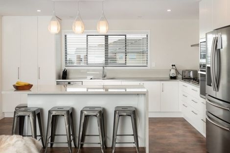 Photo of property in 14 Harding Drive, Papamoa Beach, Papamoa, 3118