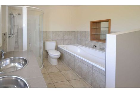 Photo of property in 146 Landing Road, Kerikeri, 0230