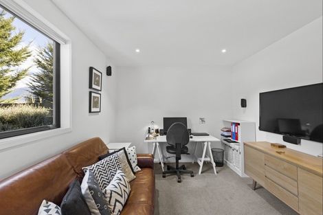 Photo of property in 5 Bretby Court, Jacks Point, Queenstown, 9371