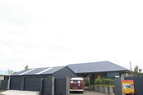 Photo of property in 21 Collins Drive, Waikuku Beach, 7402