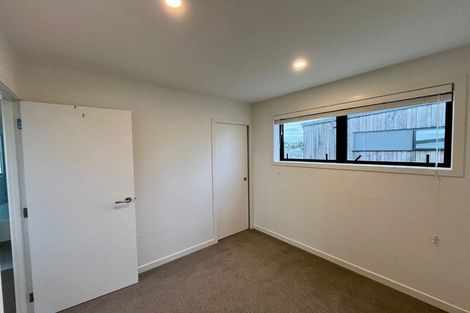 Photo of property in 2/5 Brandon Road, Glen Eden, Auckland, 0602