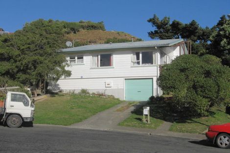 Photo of property in 14 Keith Hart Grove, Titahi Bay, Porirua, 5022