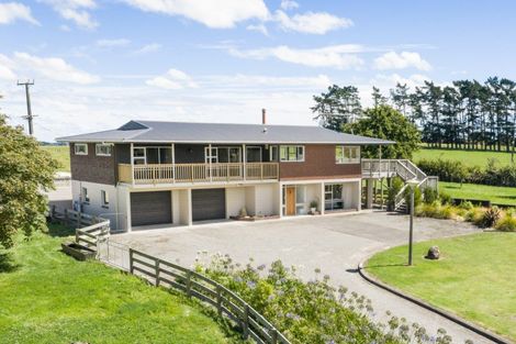 Photo of property in 570 Ashhurst Road, Ashhurst, Palmerston North, 4470