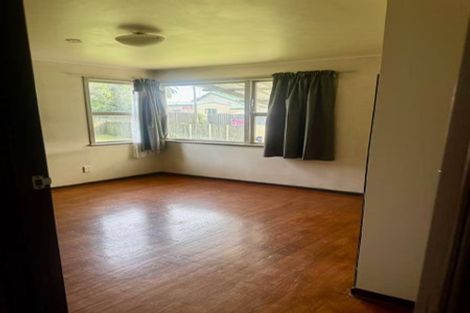 Photo of property in 12 Moemoea Avenue, Kumeu, 0810