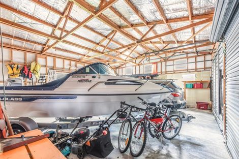 Photo of property in 4 Beach Road, Waikawa, Picton, 7220