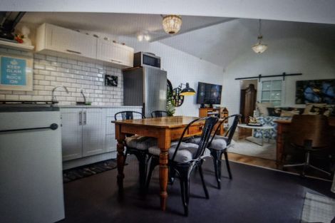 Photo of property in 113 Holloway Road, Aro Valley, Wellington, 6021