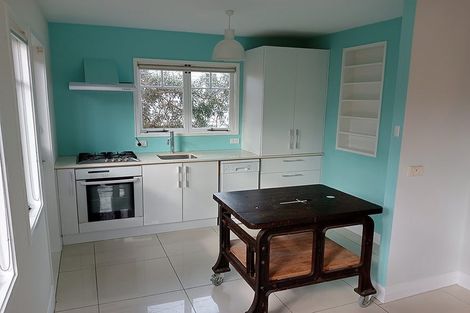 Photo of property in 81 Norwood Road, Bayswater, Auckland, 0622