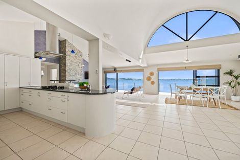 Photo of property in 42 Manganese Point Road, Tamaterau, Whangarei, 0174