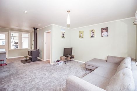 Photo of property in 94 Pa Valley Road, Alfredton, Eketahuna, 4996