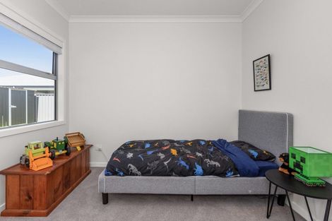 Photo of property in 22 Young Place, Taradale, Napier, 4112