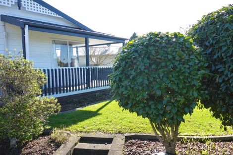 Photo of property in 24 Waterford Road, Fitzroy, Hamilton, 3206
