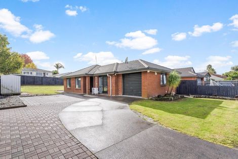 Photo of property in 9 Horlicks Place, Randwick Park, Auckland, 2105